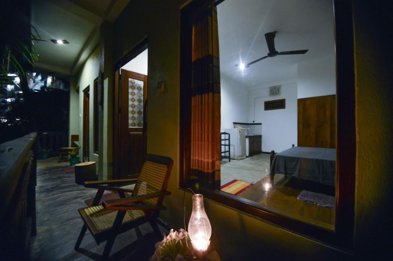 SUNSET Cabana Galle Extérieur photo
