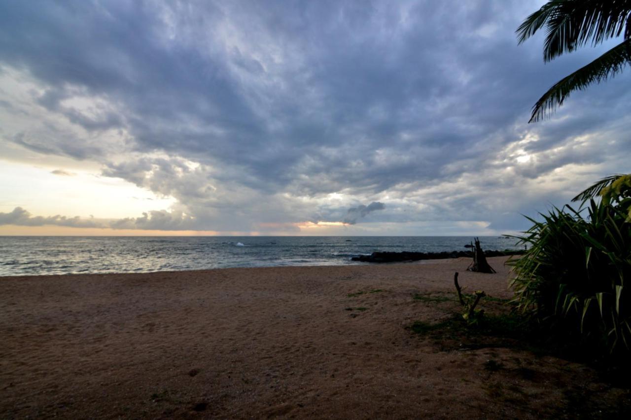 SUNSET Cabana Galle Extérieur photo